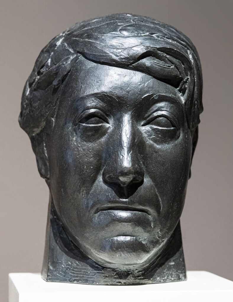 Retrato escultórico del pintor Joaquim Sunyer, obra de Manolo Hugué, en el MNAC