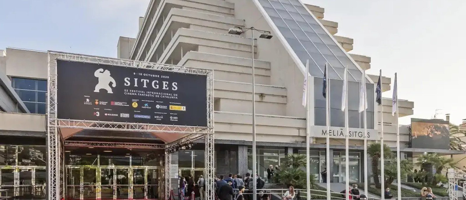 Entrada de l’Hotel Melià Sitges, seu principal del Festival de Cinema, amb la catifa vermella